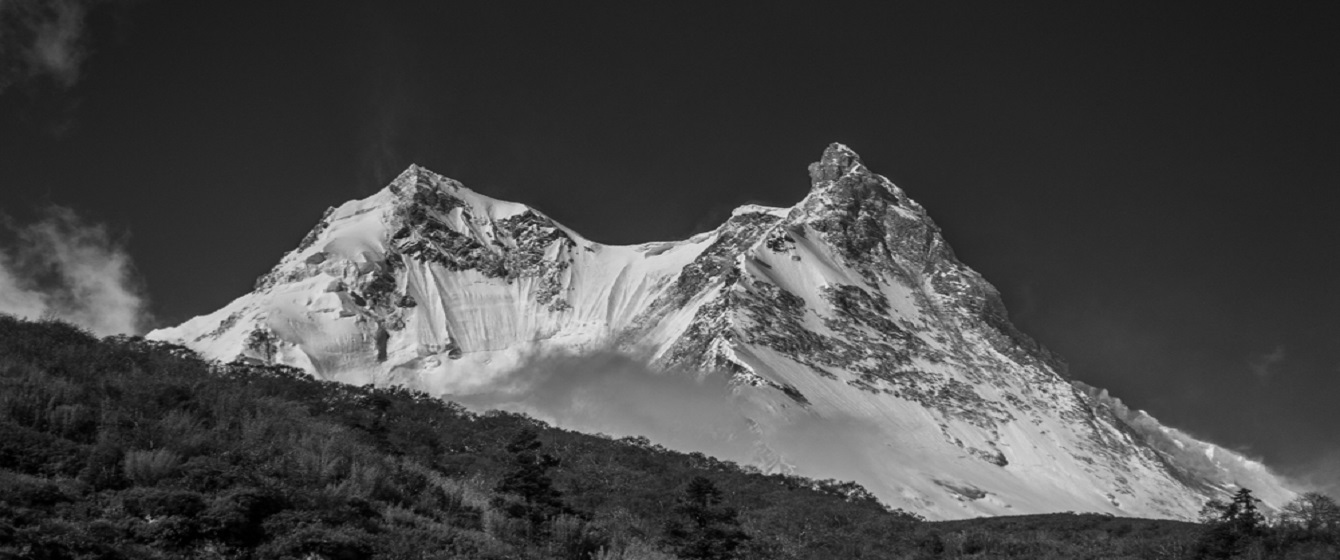 How Different Are Manaslu Circuit Trek And Annapurna Base Camp Trek